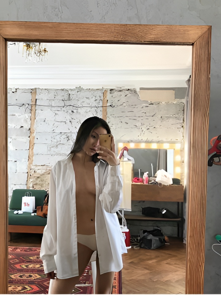 Алиса привлекательная девушка из Брянска цена от 1500 руб