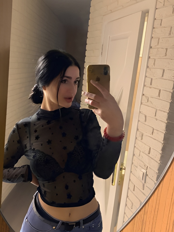 Алла привлекательная девушка из Брянска цена от 1500 руб