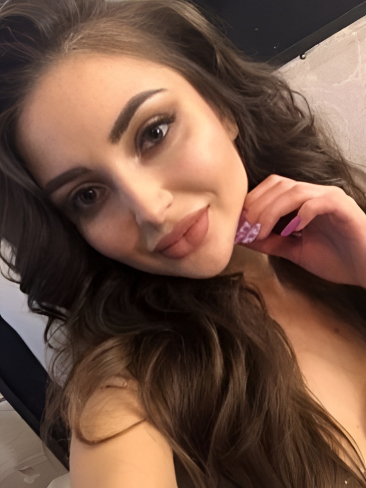 Доминика привлекательная девушка из Брянска цена от 1500 руб