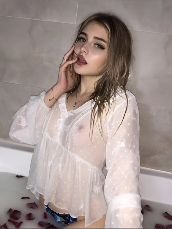 Ида привлекательная девушка из Брянска цена от 3000 руб