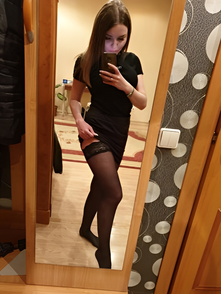 Ирина привлекательная девушка из Брянска цена от 3000 руб