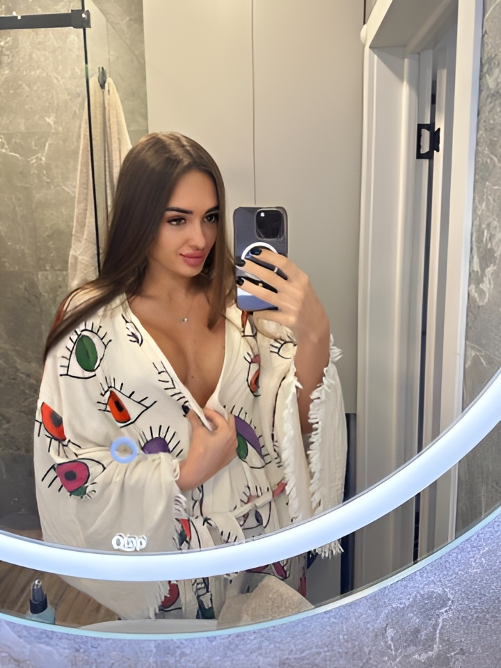 Людмила привлекательная девушка из Брянска цена от 2500 руб