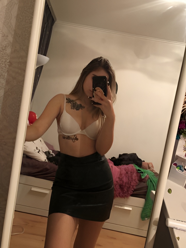 Индивидуалка София, доступна для личного знакомства от 2000 руб