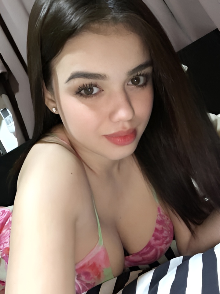 Василиса привлекательная девушка из Брянска цена от 2000 руб