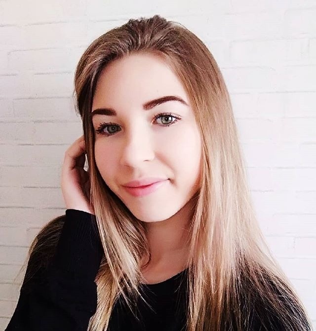 Карина привлекательная девушка из Брянска цена от 2000 руб