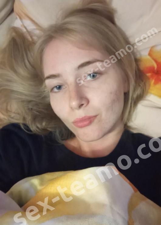 Лена привлекательная девушка из Брянска цена от 3500 руб