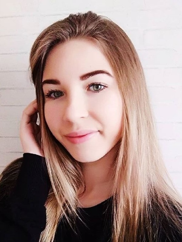 Карина из Брянска